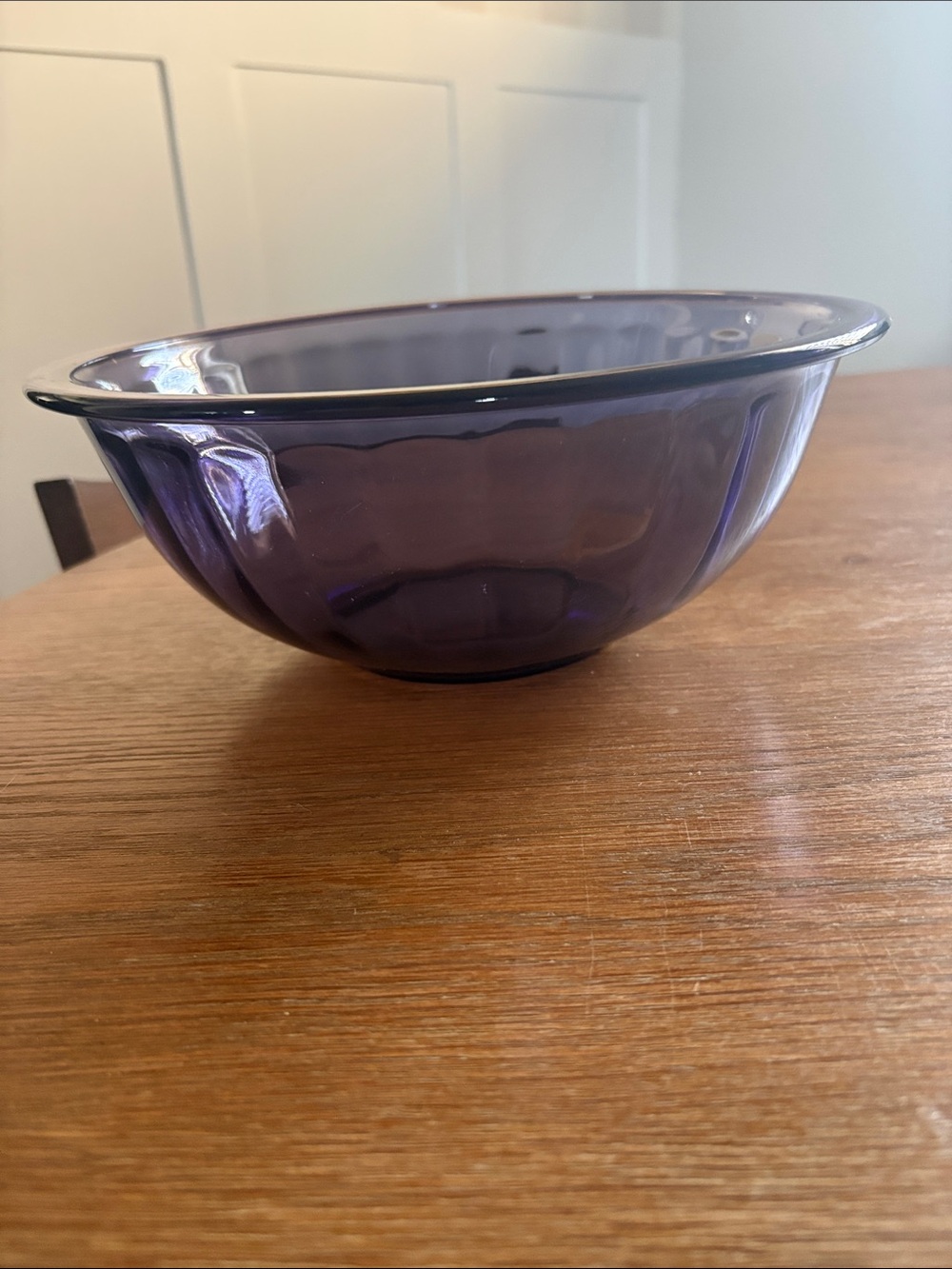 Vintage Pyrex Amethyst Glass Mixing Bowl 325 2.5L